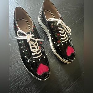 Betsey Johnson kids shoes size 3